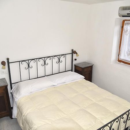 Due Pini Apartment Corniglia Bagian luar foto