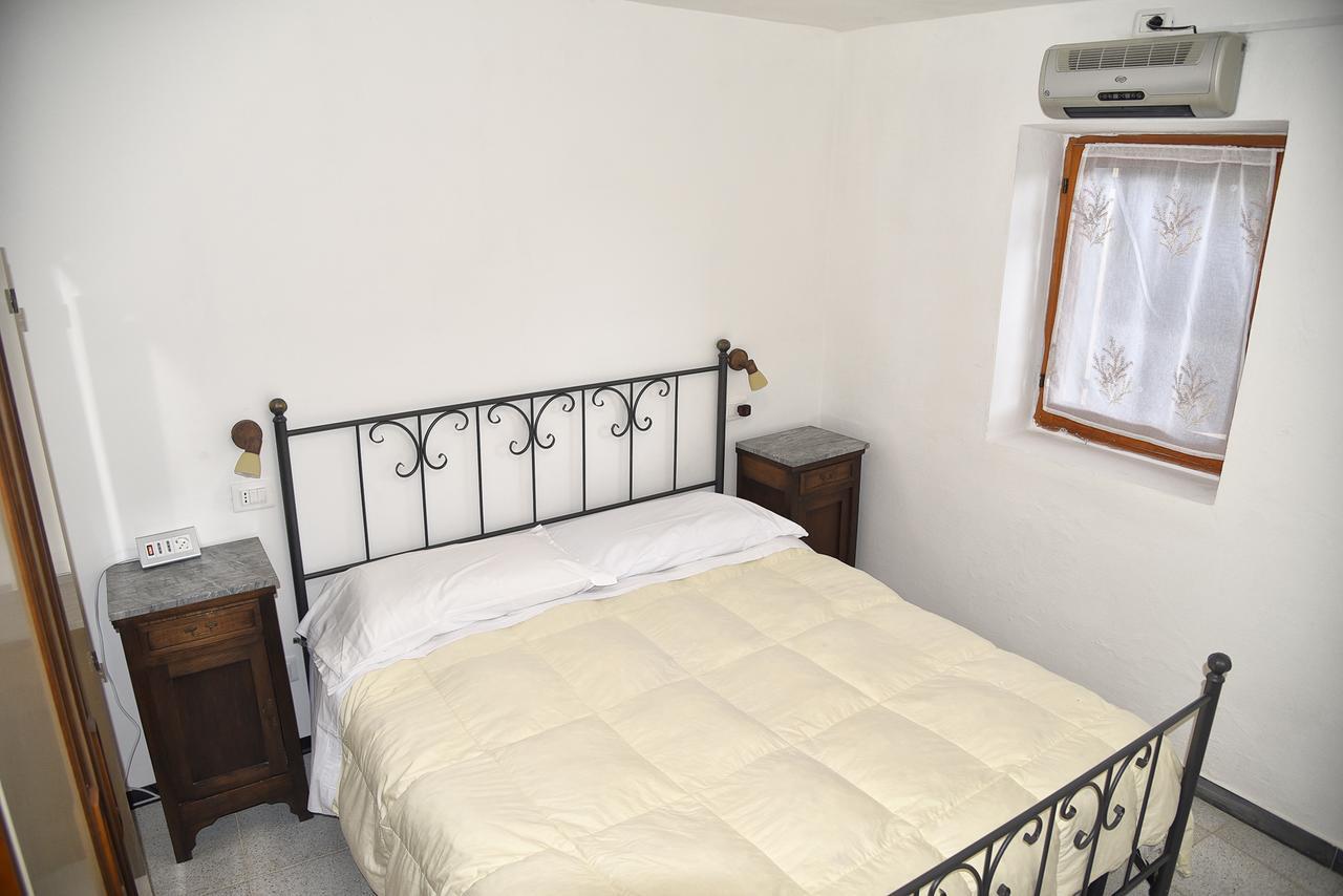 Due Pini Apartment Corniglia Bagian luar foto