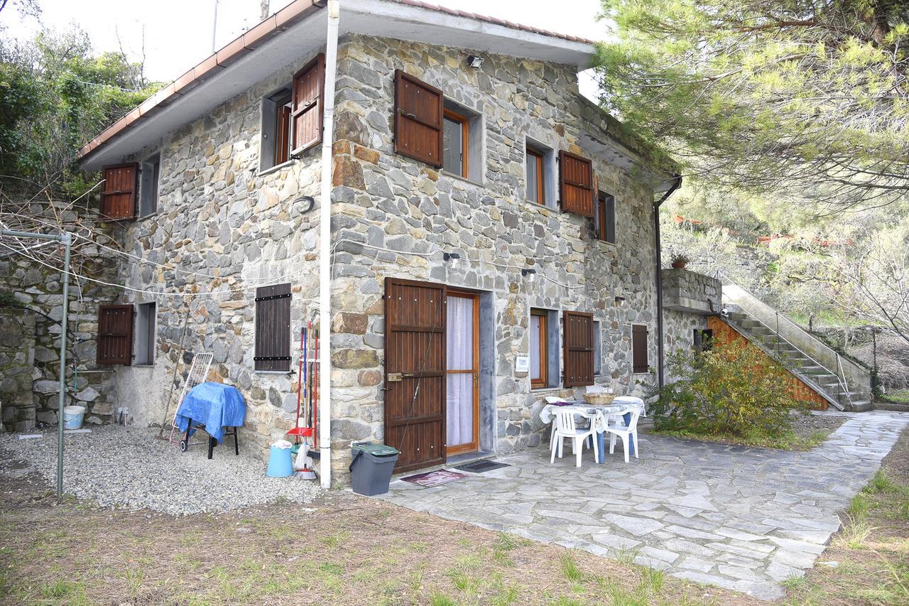 Due Pini Apartment Corniglia Bagian luar foto