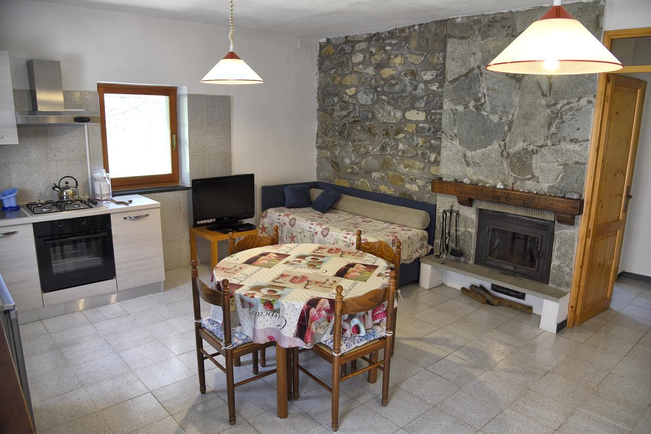 Due Pini Apartment Corniglia Bagian luar foto